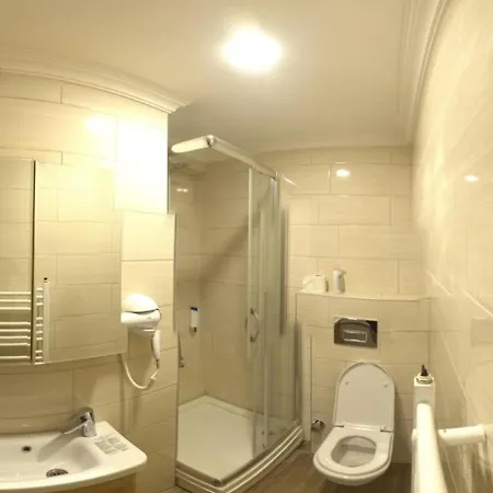 Hotel Nour &